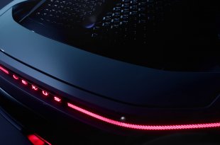 LEXUS PRISTATO NAUJĄJĮ SPORTINĮ LFA CONCEPT