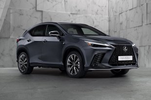 Į Lietuvą atvyko naujasis „Lexus NX“: siūlomos net dvi hibrido versijos