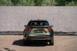 Naujasis Lexus NX
