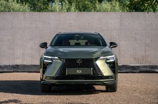 Naujasis Lexus NX