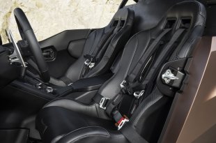 „Lexus“ pristato vandeniliu varomą bagio konceptą, sukurtą įsimintiniems ir ekologiškiems nuotykiams