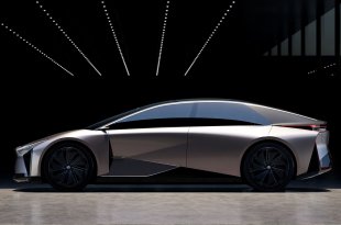 2024 m. Milano dizaino savaitėje „Lexus”  pristatys „Time”