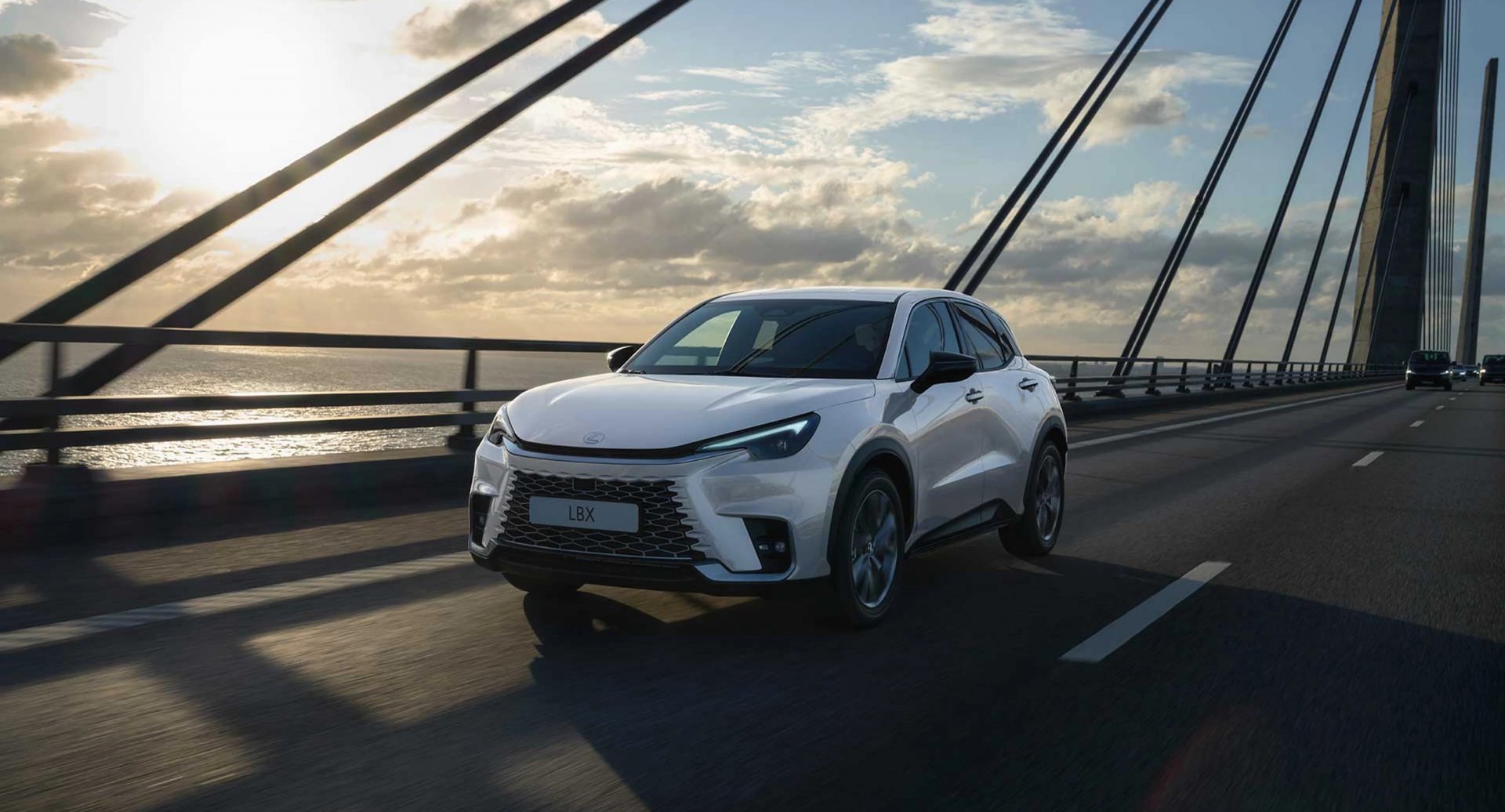 LEXUS LBX SUTEIKTAS 5 ŽVAIGŽDUČIŲ EURO NCAP ĮVERTINIMAS