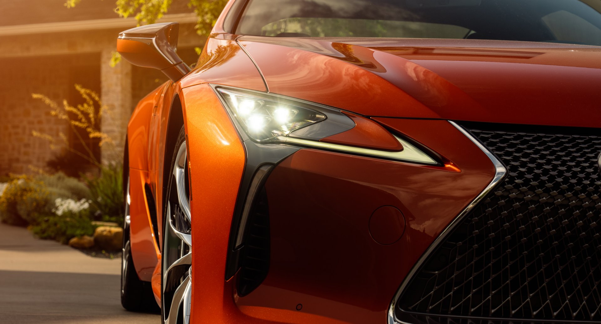Pažintis su 2021 Lexus LC