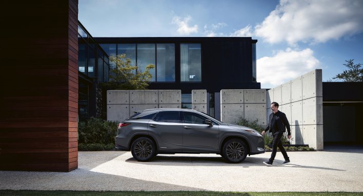 „Lexus RX“ naujieji „Sport Edition” įrangos stiliaus pokyčiai