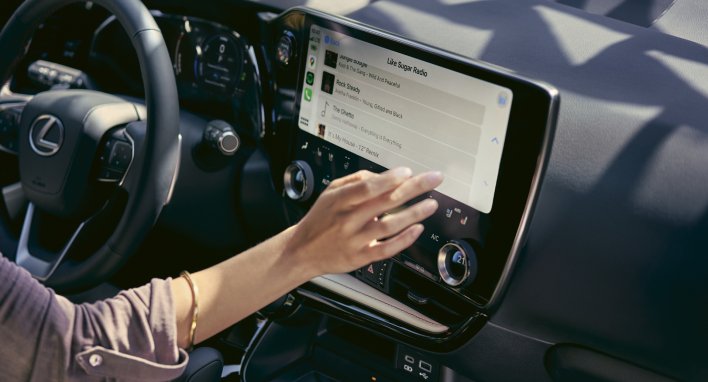 „Lexus NX“ naujos kartos multimedijos sistema: palaikykite nuolatinį ryšį